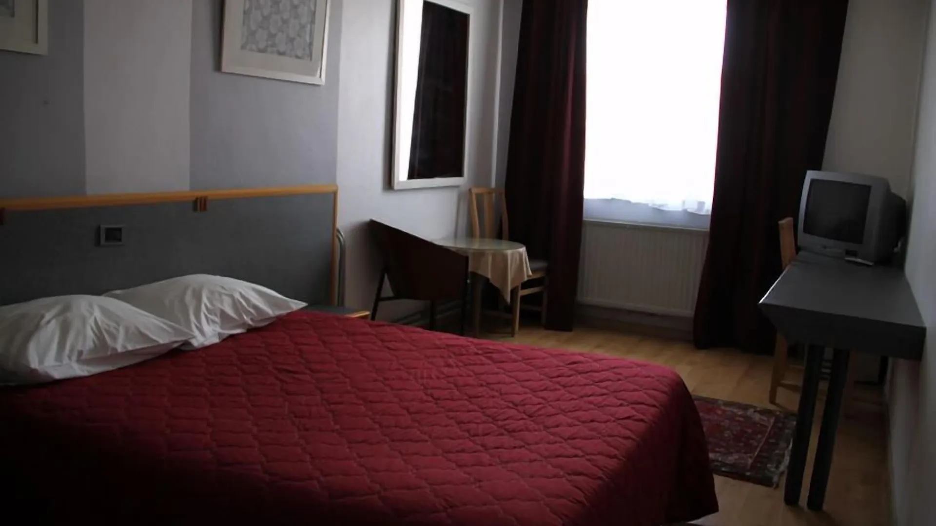 **  Hotel Bentley Brussels Belgium
