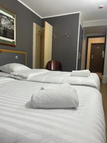 Hotel Bentley Schaerbeek  Bruxelas